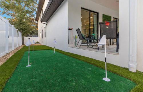 5BR Serenity Tampa Pool and Hot tub - Foto 38