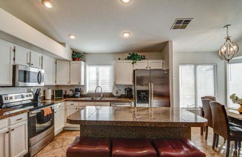 Route 66 Oasis in Downtown Gilbert with Heated Pool & Mini Golf - Foto 11