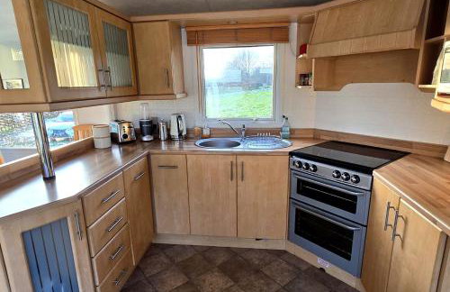 'Runway View' at Shobdon Airfield, Herefordshire - Photo 8