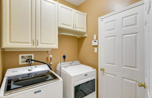 3,500-Sq-Ft Retreat with Private Yard in Sugar Land! - Photo 30