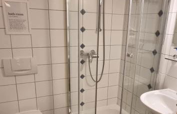 Luxus - 7 Personen 5 Bäder, 5 Schlafzimmer, Küche, Parkplatz, Ruhig - Foto 24