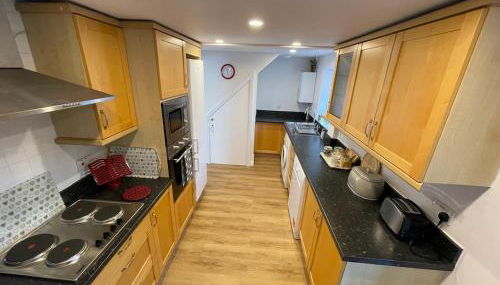 Beech Cottage cosy 7 bed sleeps 9 - dogs very welcome - Foto 5, stove, dishwasher, pet friendly, minibar