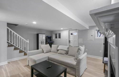 Capitol Hill Stay Like No Other - Photo 27