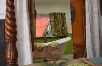 The Red Cottage and Hawaiian Pond Garden Paradise! - Foto 6