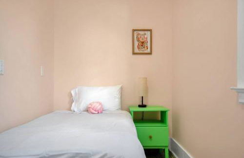 Peachy Paradise in East Rock Near DT/Yale - Foto 21