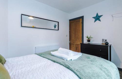 Spacious 3 bedroom close to Leeds city centre with parking - Short Stay Leeds - Foto 24