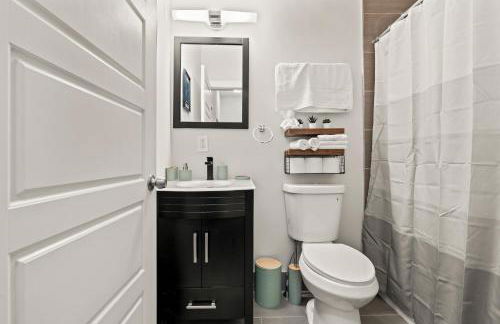 Luxury 3BR Rooftop Apartment Walk to MET and Metro - Foto 28