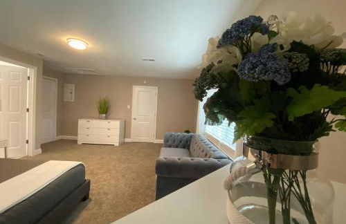 Elegant & spacious 32 Gem in Harper Woods - Foto 44