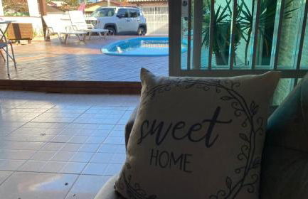 Piscina e Sinuca CASA Beto Carrero 500m do Parque 1 suite e 2 quartos 3bwc a 300m da Praia churrasqueira e estacionamento privado - Foto 19