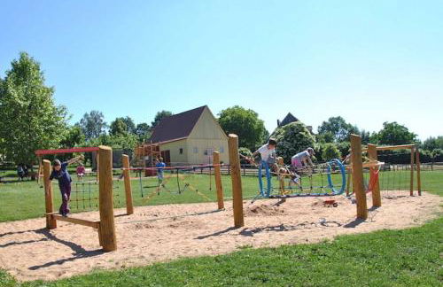 Kinder-Ferienhof Burmann - Foto 1