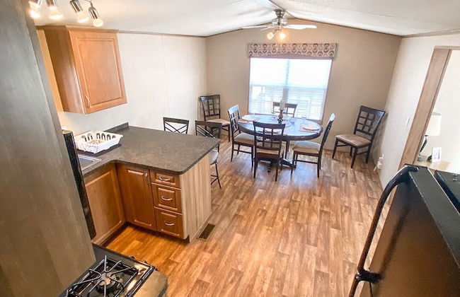 Falcon Cottages - Photo 27