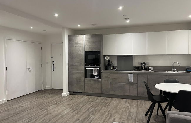 Riverside Retreat in Barking - Photo 18