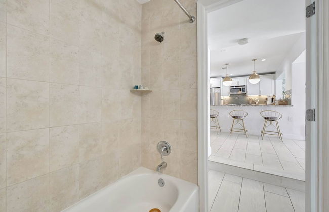 Poolside Paradise Dock & Pool! - Foto 20