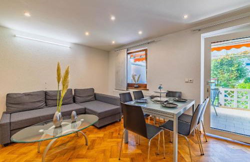 Ruhig gelegenes Reihenhaus Nähe Europapark & Messe, Haustiere kostenlos für Familien und Geschäftsreisende, Rechnung auf Anfrage möglich - Foto 1