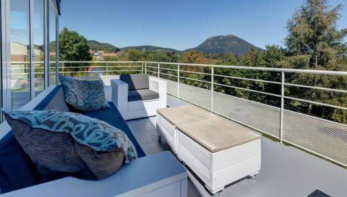 L'Amphithéâtre des Volcans - Vue Puy de Dôme - Foto 2