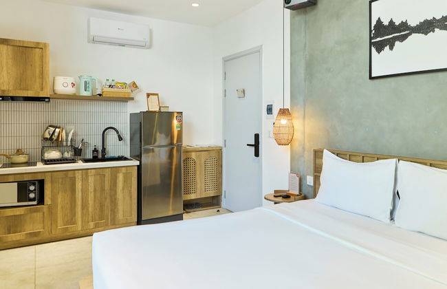 KIN WANDER TAN PHONG, THE MOONAGE - Foto 30