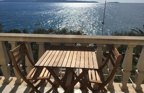 Luxury Seaside Villa with a classic Mediterranean Olive Garden, a fully equipped Professional Kitchen, Pool, Sauna, Padle Boards and Canoe - Miolin Beach House - Photo 80