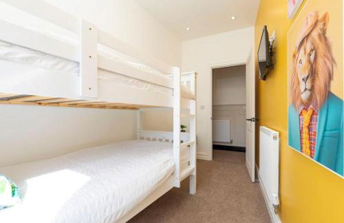 Sleeps 10 House near Bike Park Wales - Photo 19