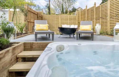 Luxury Cotswolds Cottage with Hot Tub - Foto 9