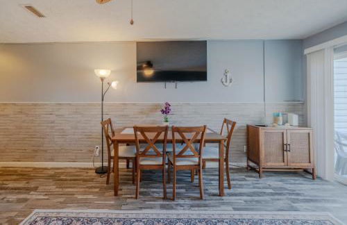 The Turtle House- Quiet complex, 2 BR/ 2 BA - Photo 18