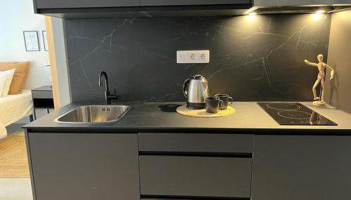 Topdown Apartments - Photo 2