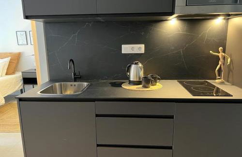 Topdown Apartments - Photo 2