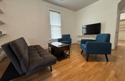 2nd Floor suite, close to ISU, Mill, & downtown - Foto 27