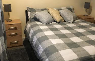 No 5 Newly refurbished 4 bedroom house - Foto 30