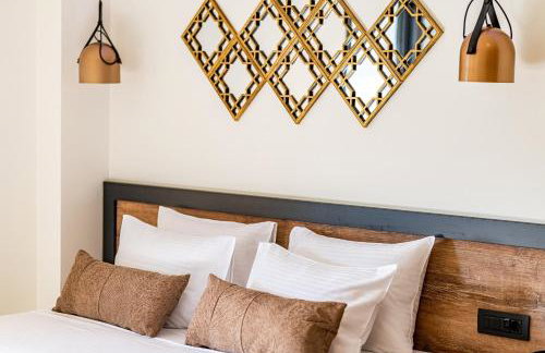 Moon Boutique Hotel - Ultra Luxury Suites with Pool, Perfect for Fun and Relaxation By Villa Mana Gers - Photo 5