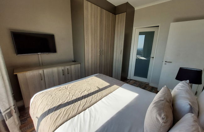 Zwelakho Luxury furnished apartments - Photo 4