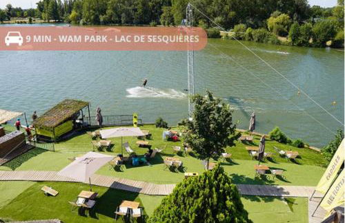 T2 Havre de paix avec Bureau & Wifi - Parking privé - Piscine & Salle sport communs - Foto 28