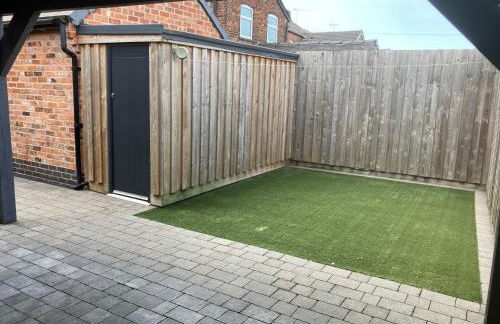 Cheshire Home Stays - Photo 25