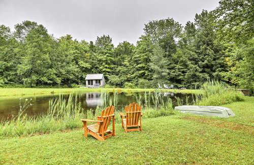 Berkshires Home on 11 Acres with Pond and 2 Fire Pits! - Foto 3