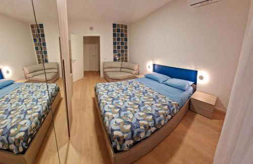 Naples Stay Inn - close to metro & all connections - Photo 11