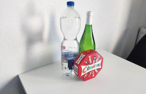 ALFA Stuttgart City 4ZW Beste City Lage Berliner Platz max 8 Personen Netflix Küche WM l 4BR 7 Beds 8 people l Fully equipped Kitchen & Bathroom - Foto 11