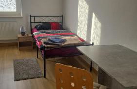 Schöne Vollausgestattete Monteurs- Gästewohnung nähe Raffinerie Leuna und Geiseltalsee für 5 Personen 0304 - Foto 13