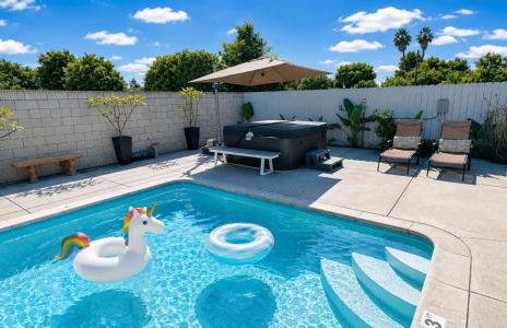 Disneyland Retreat-Pool Spa Game - Foto 1