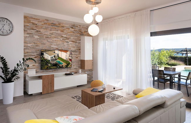 Villa in Turanj With Stunning Sea Views - Foto 11