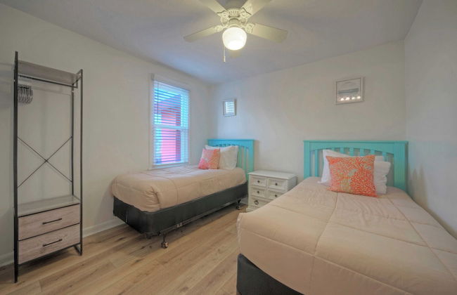 Waterfront Retreat w/ Private Boat Dock, Patio, Views Shore Thing by Avantstay - Photo 24