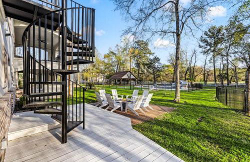 The LUX at West Event & Stay, Pool, Golf & Pickle - Foto 36