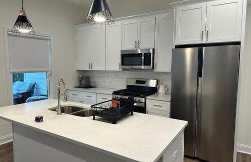 Stylish Getaway Entire Home - Foto 13