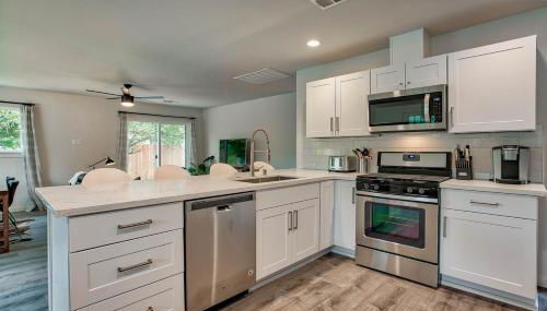 Starlight Retreat - Foto 3, stove, dishwasher, toaster