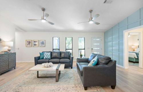 3BR Family Getaway Steps to Sand & Sun - Foto 23