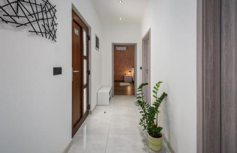 Villa Desapemani with heated pool - Photo 13