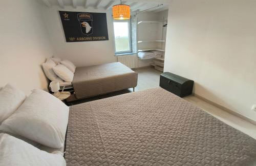 GITE A THEME D-DAY - situé à 15mn d'Omaha Beach - Animaux OK - Terrain clos - Aucuns voisins - WIFI - Foto 26