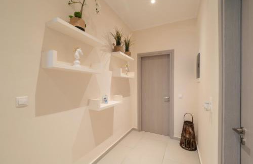 Olea House 2' walk from the sea - Photo 36