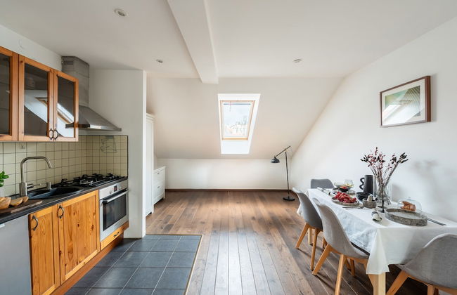 Charming Prague Apartment in Vršovice With Roof Terrace - Foto 12