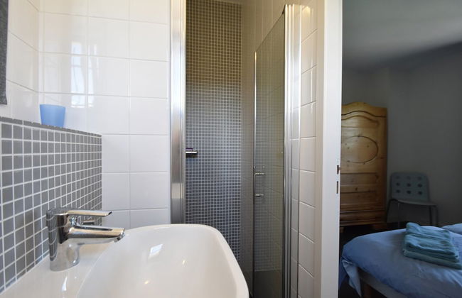 Villa With Heated Pool, Jacuzzi, Sports Field and Stunning Views - Photo 46