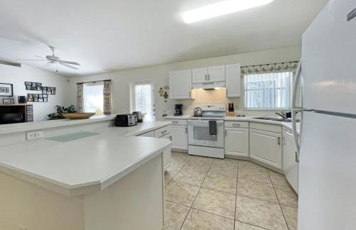 Greatest Grove 4 Bedroom Home by RedAwning - Foto 15