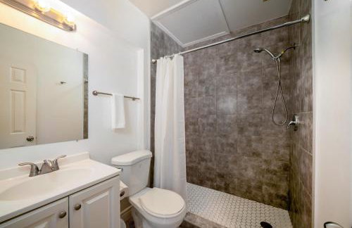 Cozy 2BR2BA Guest House in Alhambra - Foto 2